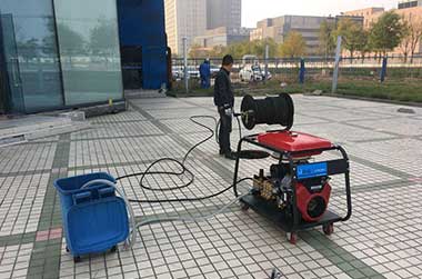 高压管道疏通清洗机—用于管道疏通清洗